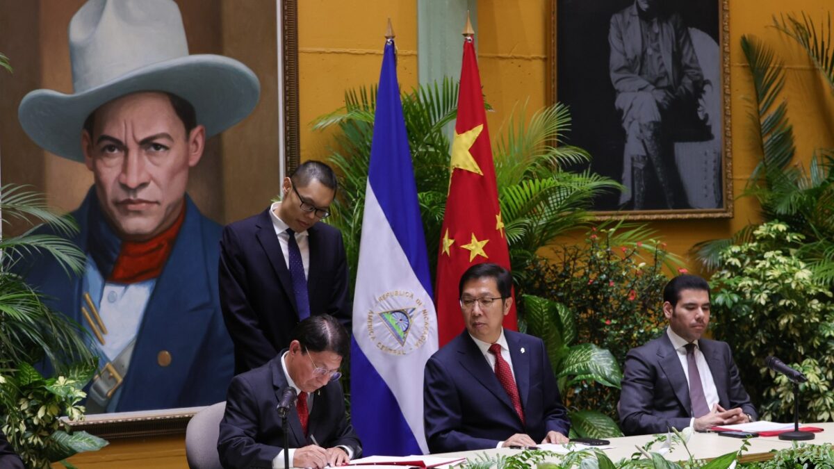 Nicaragua y China firman acuerdo de cosechas tempranas e inician negociación de un TLC