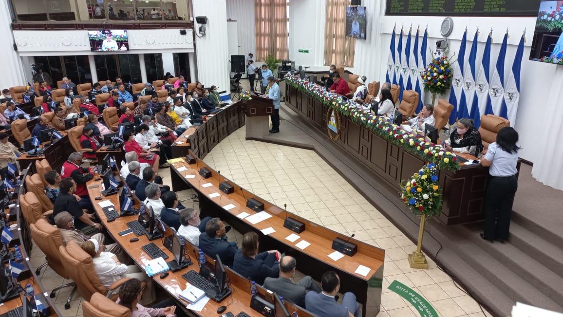 Parlamentarios recuerdan gesta del asalto al cuartel Moncada en Cuba y natalicio de Hugo Chávez