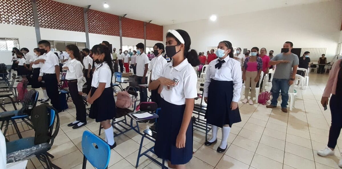 Realizan certamen departamental del mejor alumno de primaria en Managua