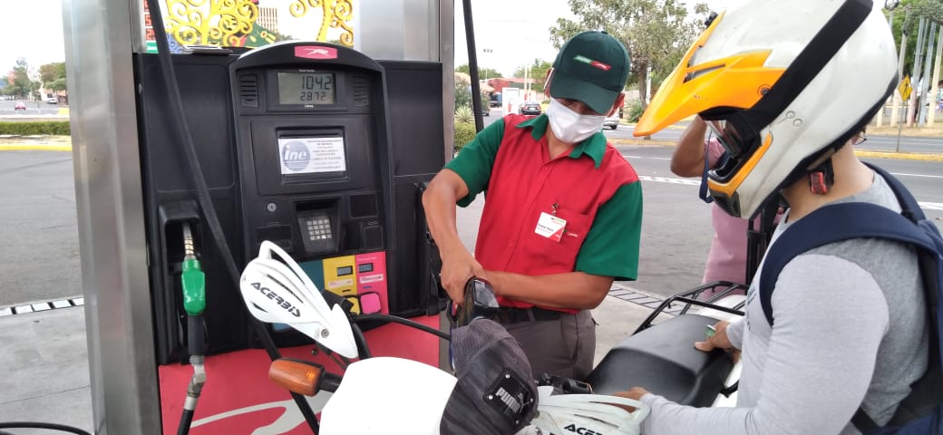 Gobierno de Nicaragua asume una semana más el aumento del combustible