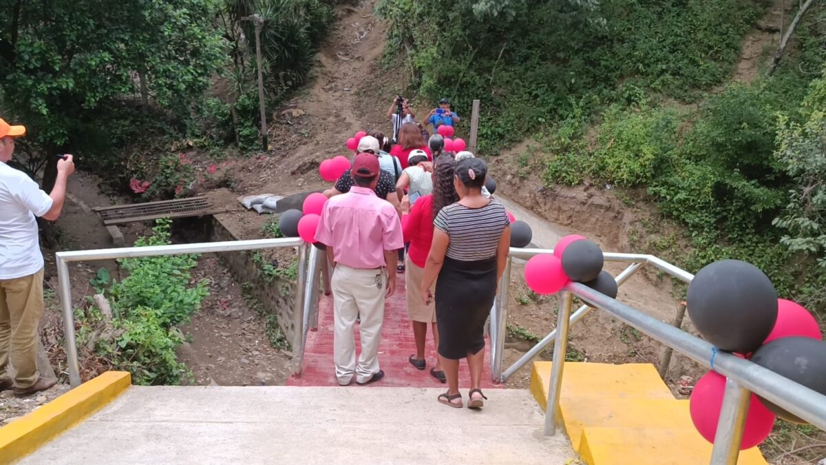 Inauguran obras de acceso en Ocotal