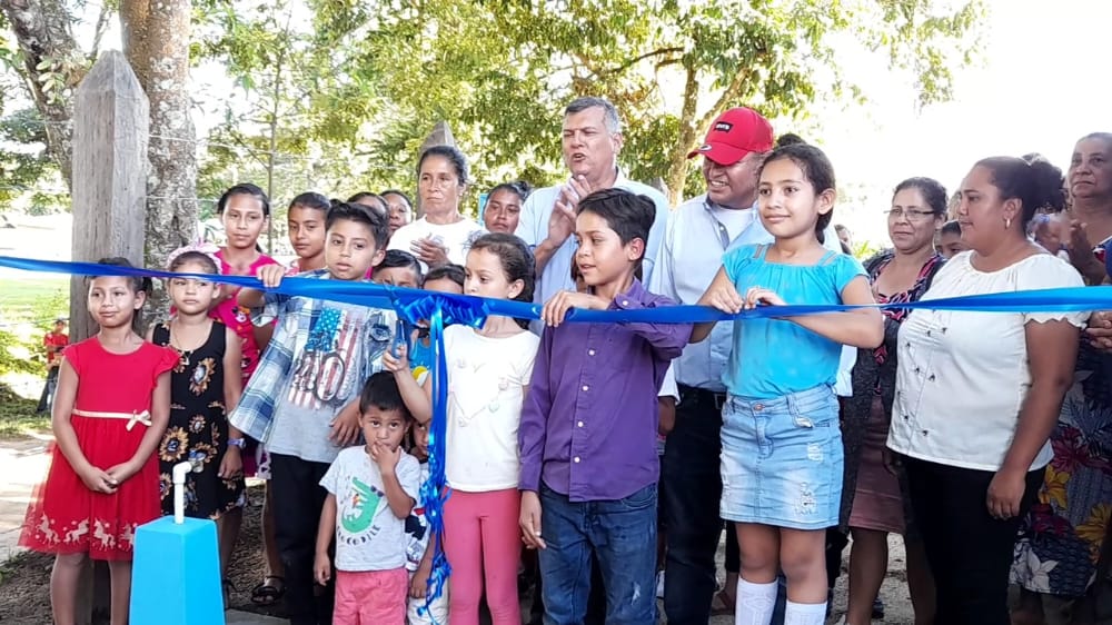 Inauguran proyecto de agua potable para más familias