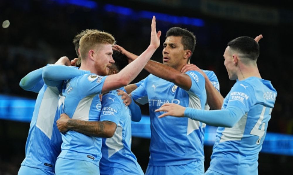 Manchester City conserva invicto en la Liga de Fútbol de Inglaterra