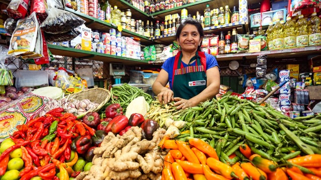 Mercados plenamente abastecidos de alimentos y productos para el hogar