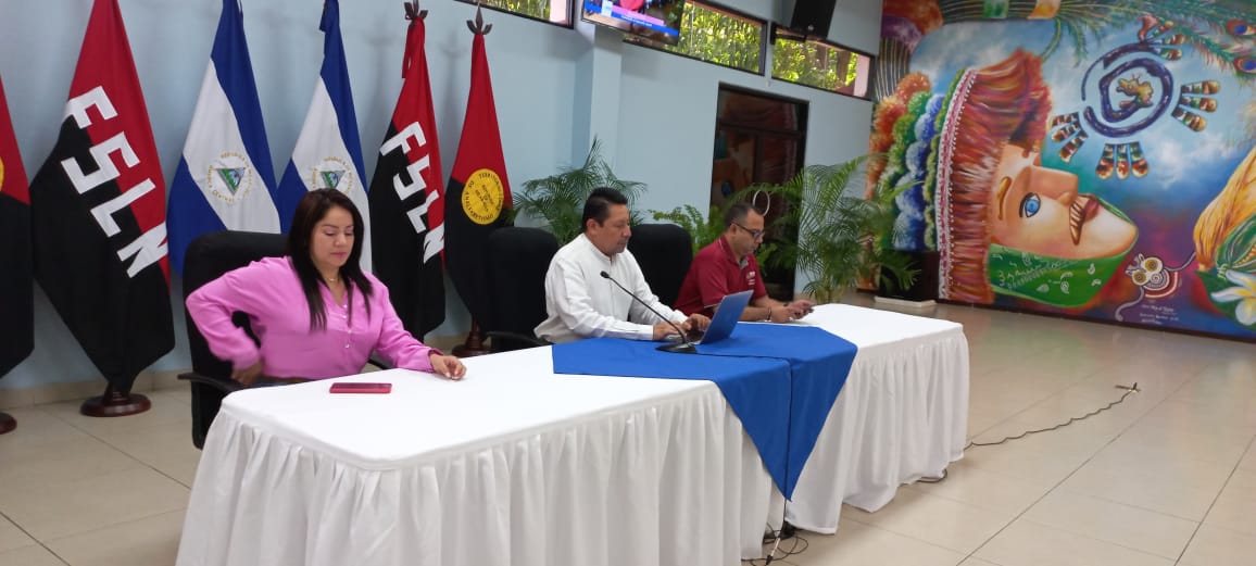 Mined entrega reconocimientos a municipios destacados en la Cruzada de Alfabetización