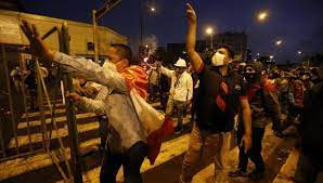 Dos muertos y 17 heridos deja fuertes disturbios en Perú