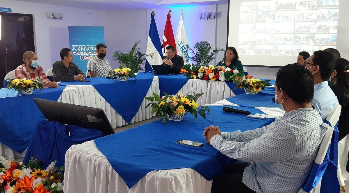 Nicaragua graduará a más de 10 mil técnicos bilingües a finales del 2022