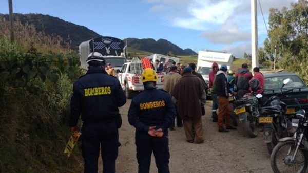 Rescatan con vida a los nueve mineros atrapados en Colombia