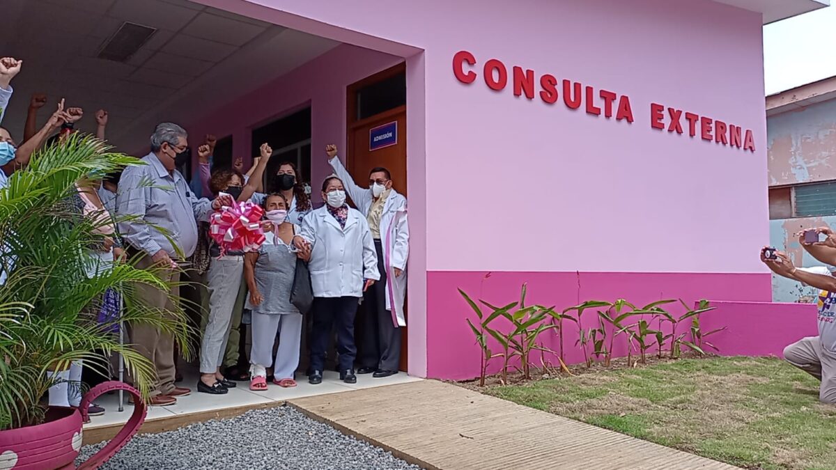 Centro dermatológico inaugura edificio para mejorar atención a pacientes
