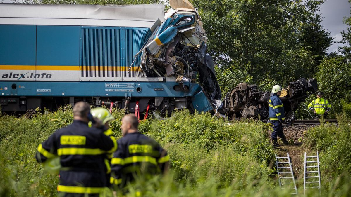 Croacia: fuerte choque entre dos trenes deja muertos y heridos