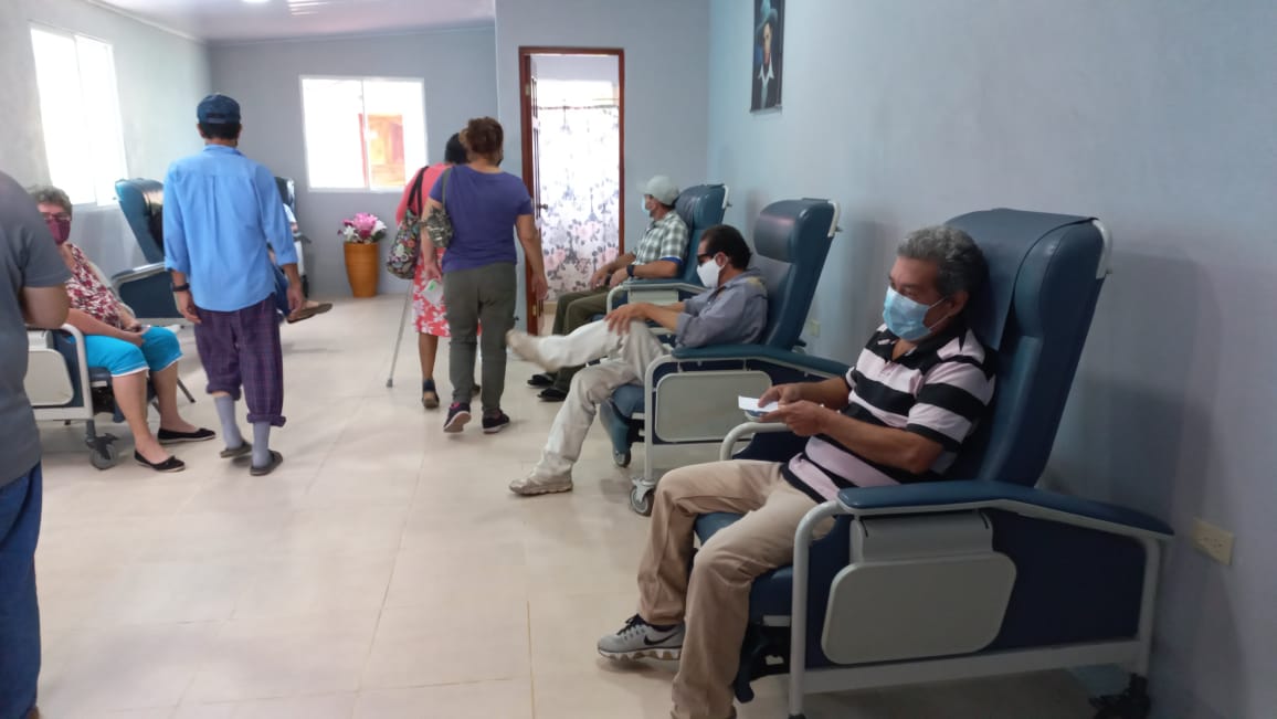 Inauguran sala de espera para pacientes prequirúrgicos del hospital Manolo Morales