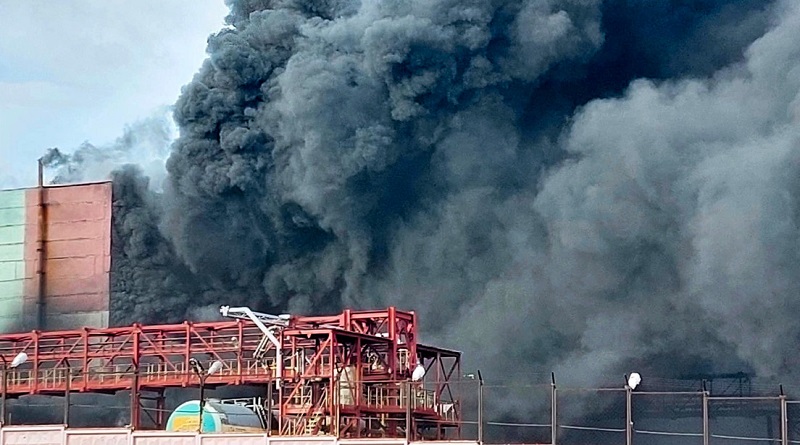 Incendio consume una compañía minera en el noroeste de Rusia