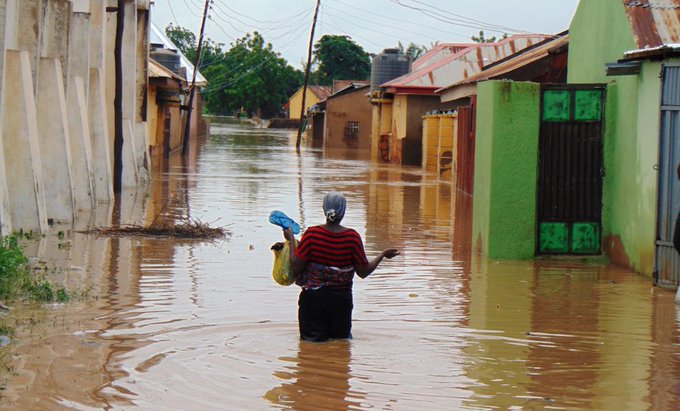 Inundaciones en Nigeria dejan catastrófica estela