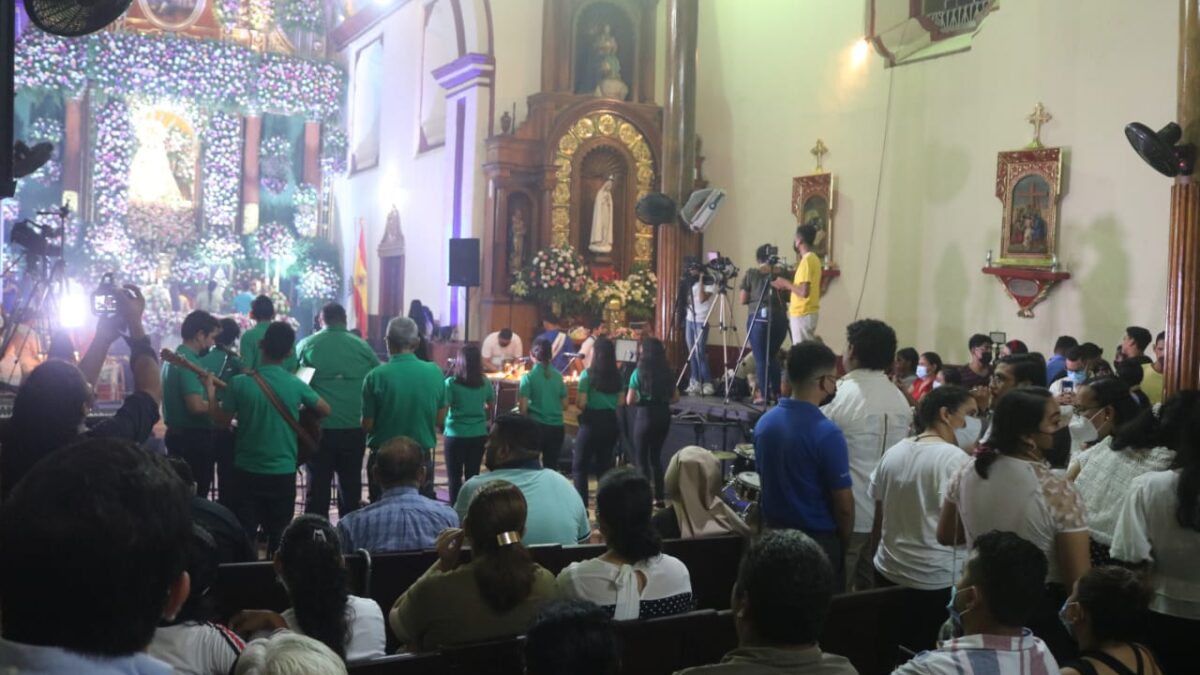 León participa en tradicional serenata y alborada a la Virgen de la Merced