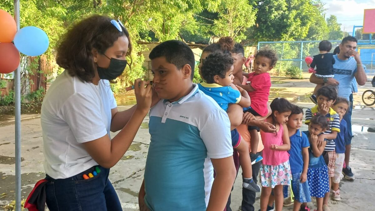 Niños del Memorial Sandino participan de tarde recreativa