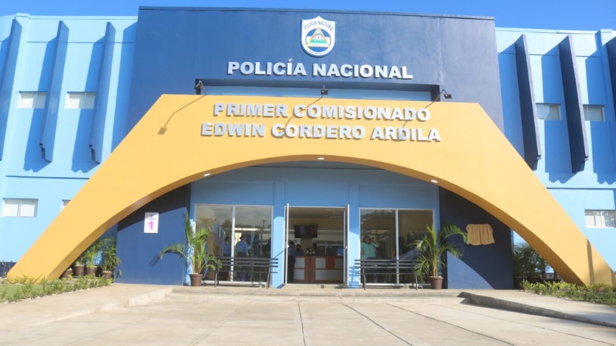 Inauguran moderna y equipada unidad policial en León