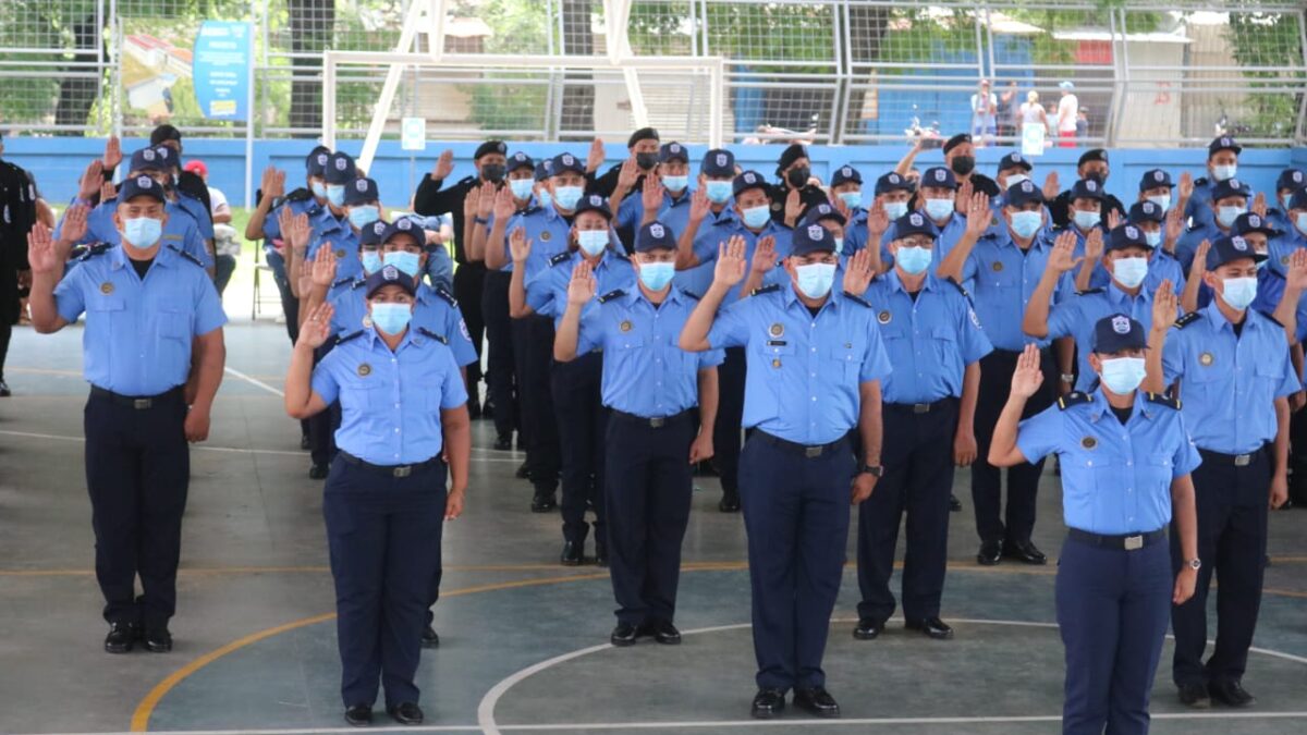 Nuevos ascendidos en filas de la Policía en León
