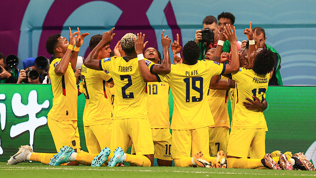 Ecuador vence Catar en el partido inaugural del Mundial de Fútbol 2022