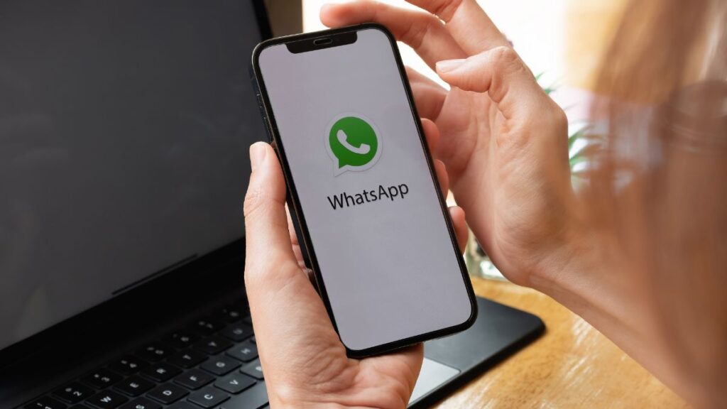 WhatsApp habilita “modo compañero”, función que permite utilizar la misma cuenta en varios dispositivos