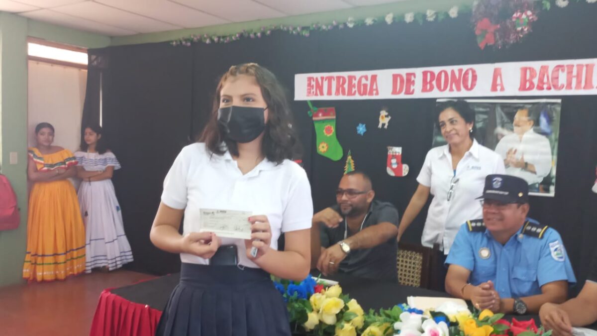 Más de 13 mil bonos a bachilleres se entregarán en Managua