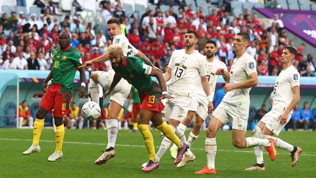 Serbia y Camerún empatan 3-3 y ponen en riesgo su clasificación a octavos en Qatar 2022