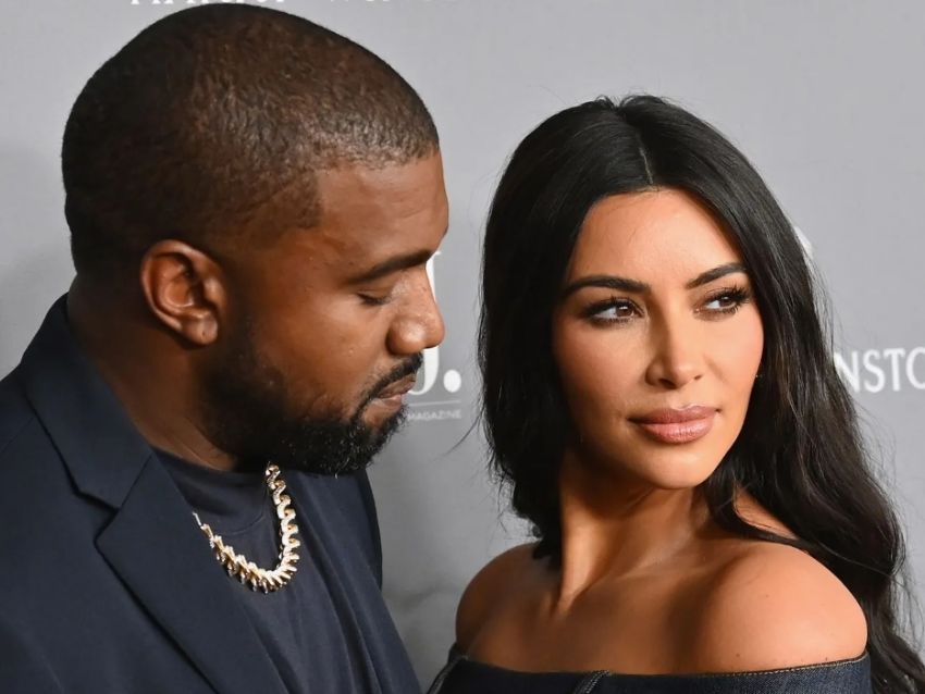 Kanye West muestra a sus empleados fotos explícitas de Kim Kardashian