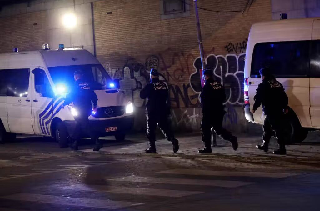 Muere un policía y otro resulta herido en un ataque en Bélgica