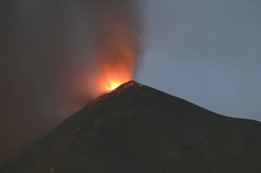Guatemala: alerta por actividad de volcán de fuego