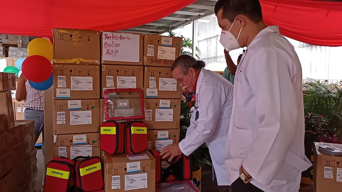 Hospitales de Nicaragua contarán con nuevos equipos de desfibrilación
