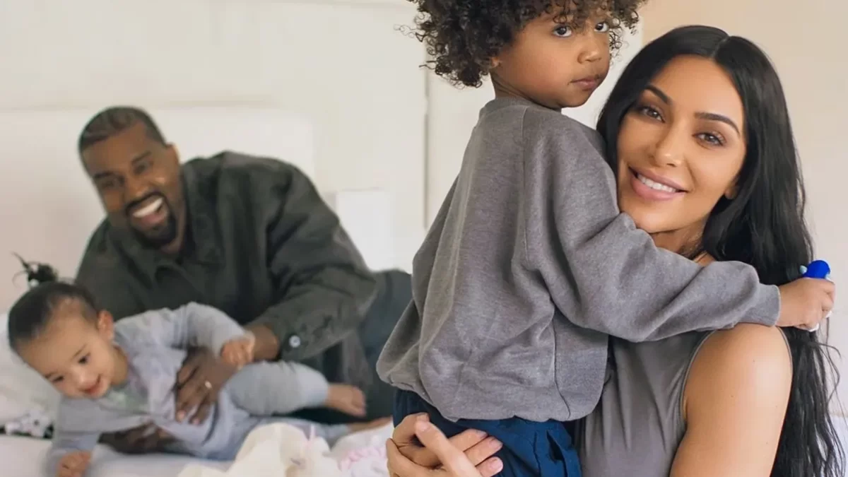 Kim Kardashian desea involucrar a Kanye West en la vida de sus hijos
