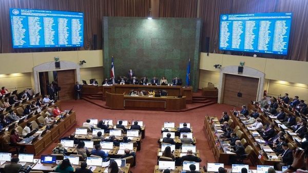 Congreso de Chile aprueba reforma para un nuevo proceso constituyente