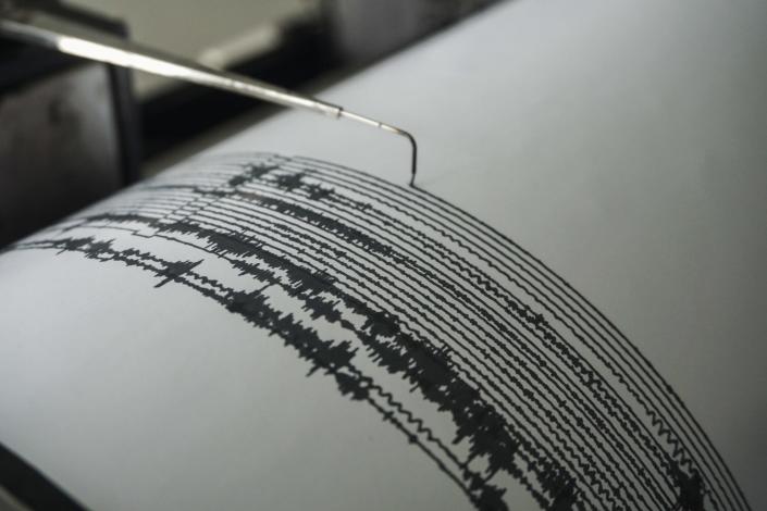 El Salvador en alerta por intensa actividad sísmica