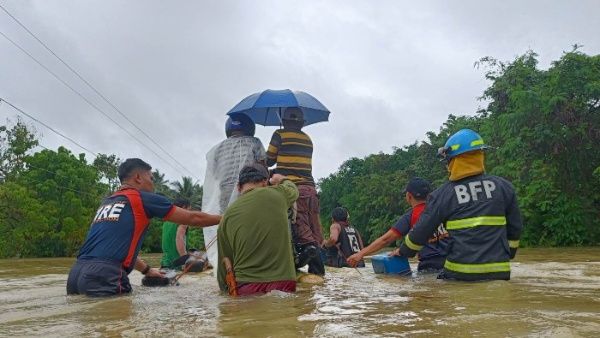 Filipinas: fuertes lluvias e inundaciones dejan diez muertos