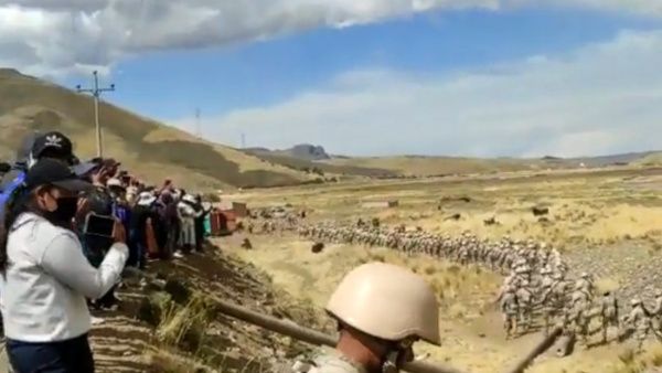 Perú: gobierno decide militarizar la región de Puno