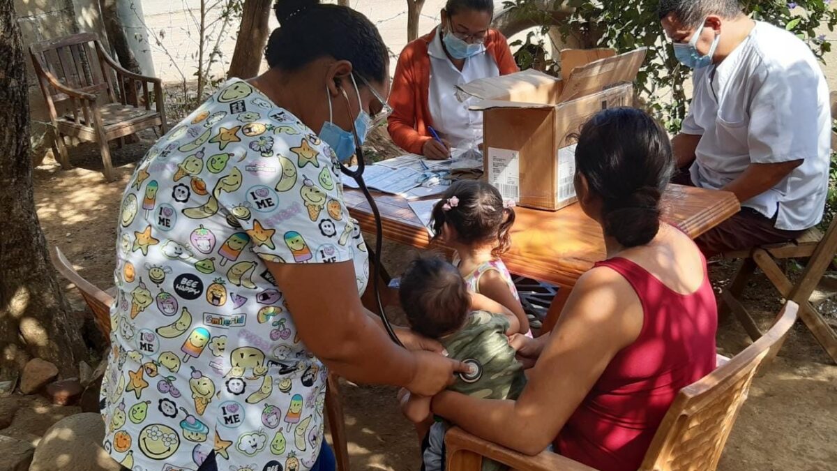 Aumentan casos de gripe común por fuertes vientos en Nicaragua