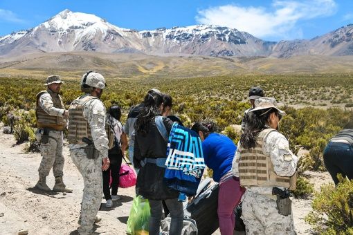 Chile despliega militares en la frontera norte por crisis migratoria