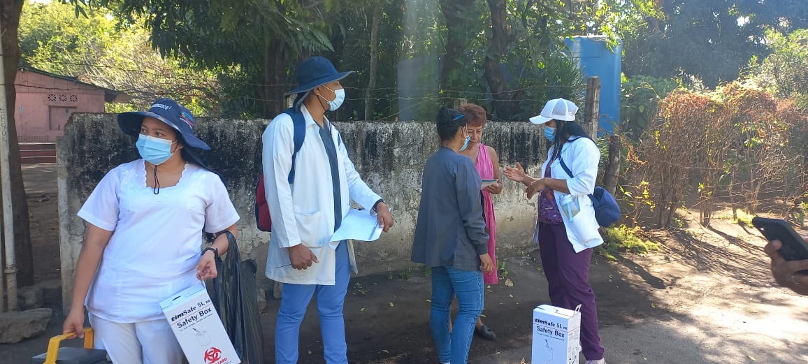 Visitan 400 viviendas de Sabana Grande para completar esquema de vacunación