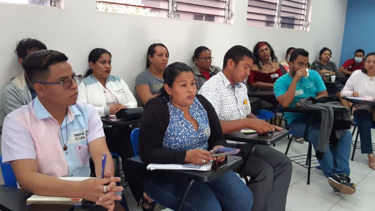 Promotores de salud fortalecen prevención del VIH en Nicaragua