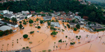 Al menos 36 muertos y cientos de evacuados dejan intensas lluvias en Brasil