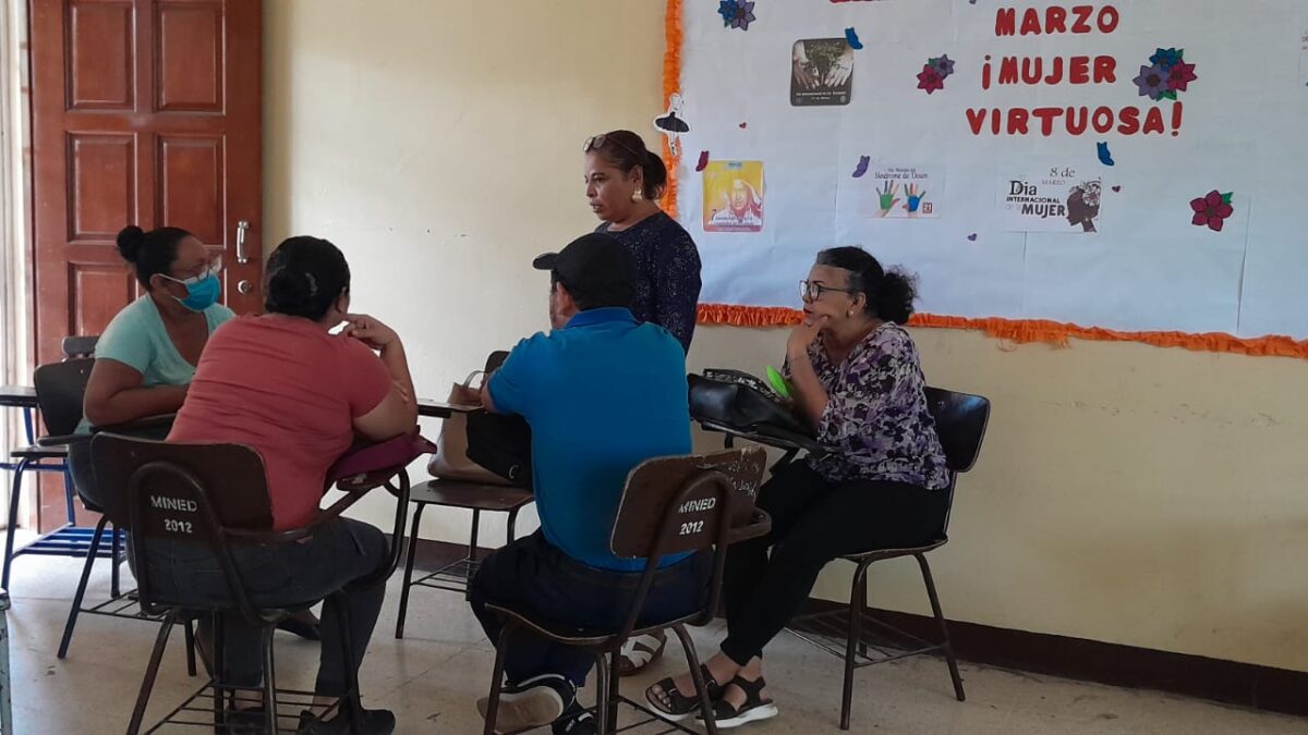 Docentes desarrollan Encuentros Pedagógicos de Interaprendizaje en instituto Rigoberto López Pérez