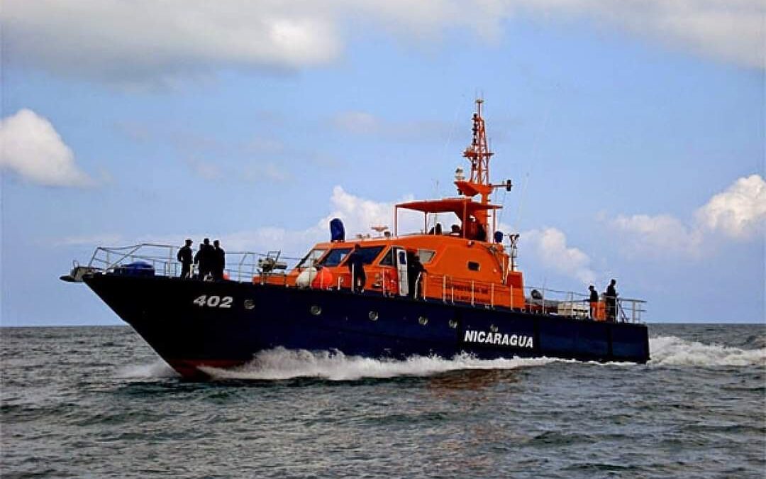 Fuerza Naval realiza búsqueda de pescadores desaparecidos en Corinto