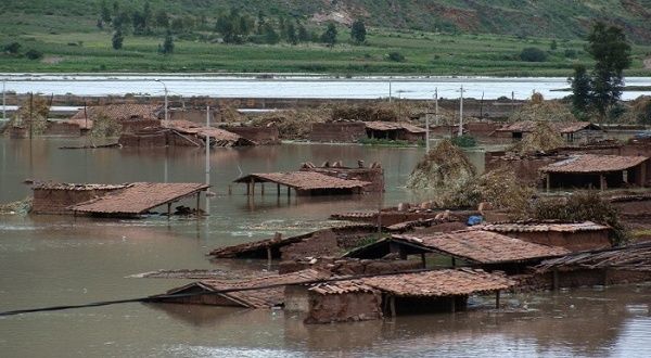 Servicio Nacional de Meteorología de Perú pone en alerta a 122 provincias por intensas lluvias