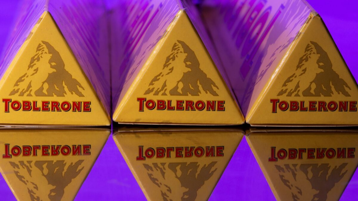 Modificarán logotipo del icónico chocolate Toblerone