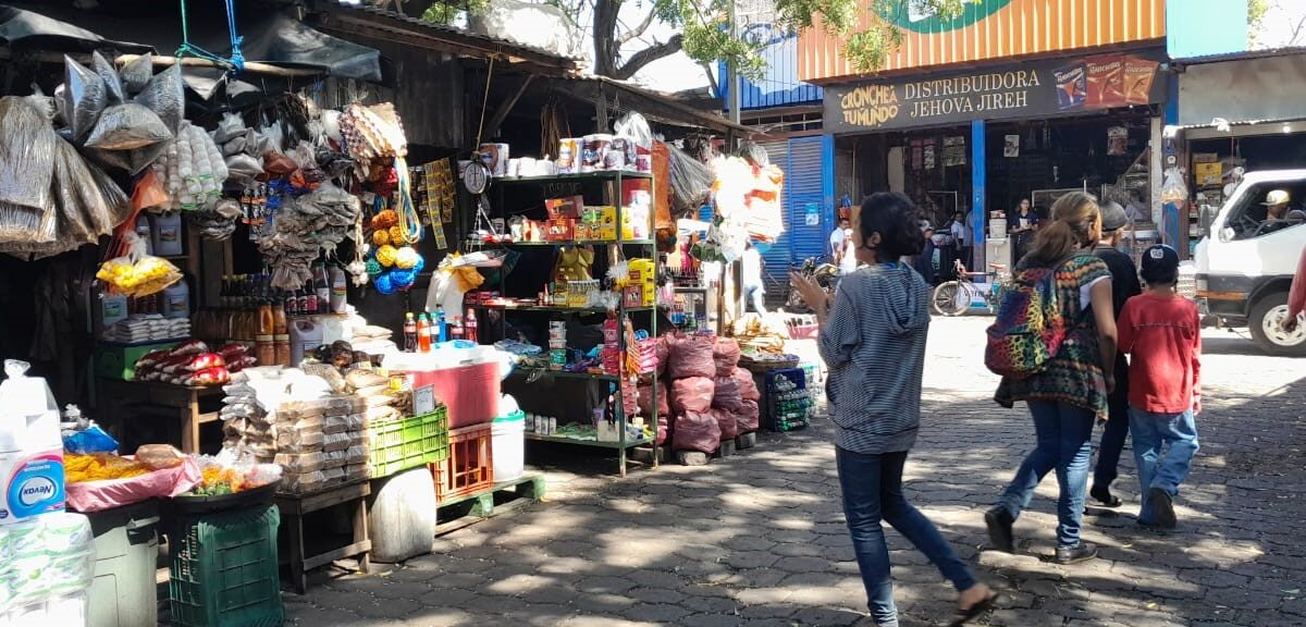 90 millones de córdobas en invertirán en los ocho mercados de Managua