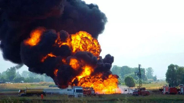 Al menos 12 muertos tras explosión de oleoducto en Nigeria