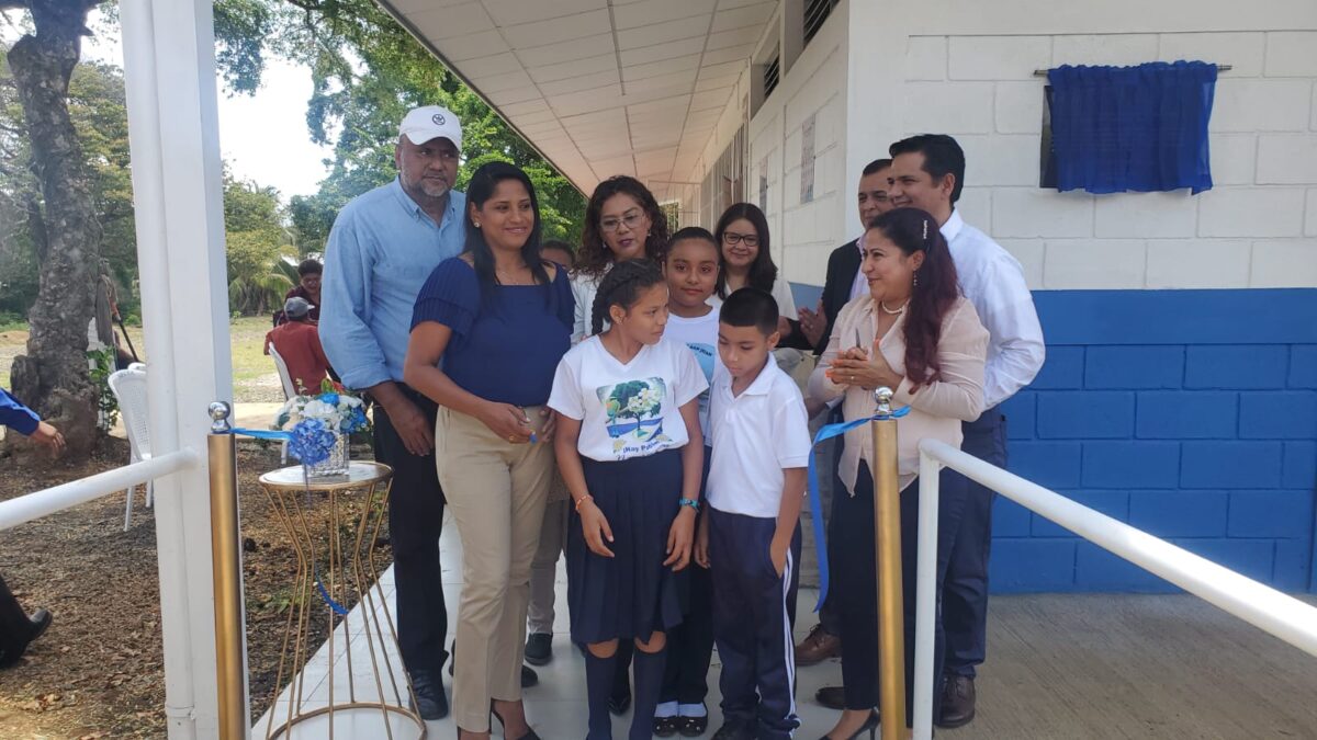 Gildan y Mined inauguran proyecto de construcción de escuela Monte San Juan en Rivas