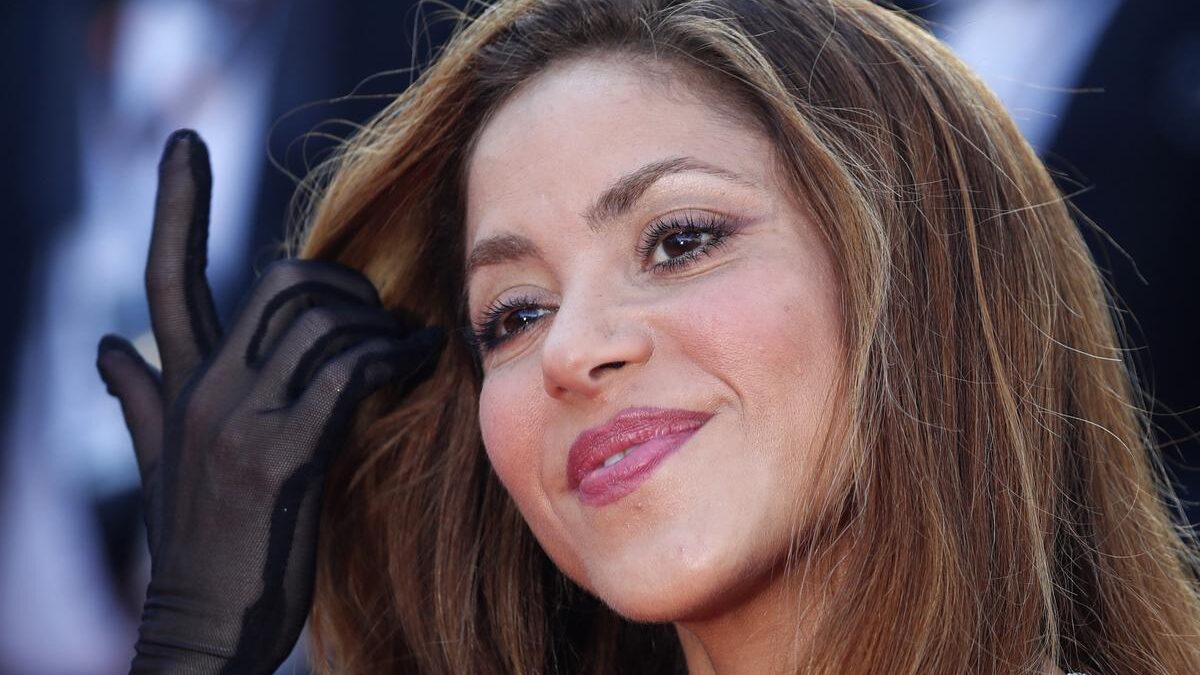 Shakira desea llevarse una colección de autos lujosos a Miami