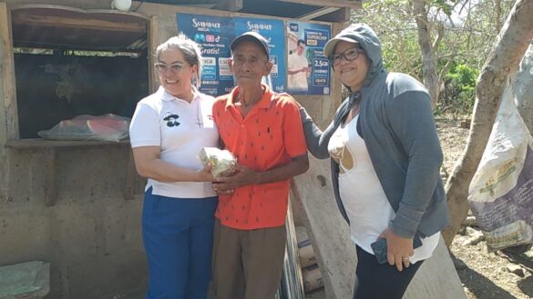 Familias reciben letrinas ecológicas