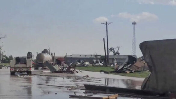 Tornado tres muertos Texas