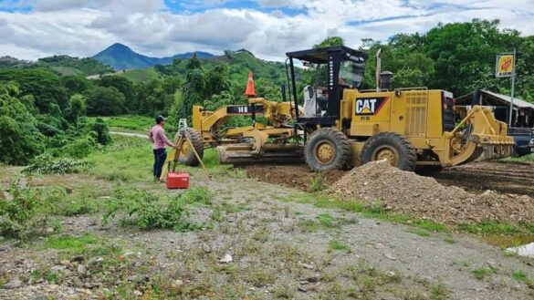 obras construcción Parque Wiwilí